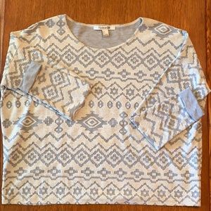Forever 21 Long Sleeve sweater